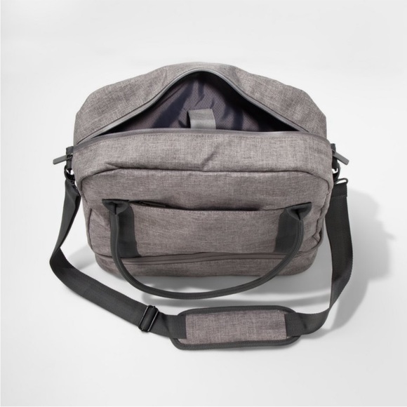 🌵Sale🌵26L Duffel Bag Heather Gray - Made
By Design - Picture 1 of 5